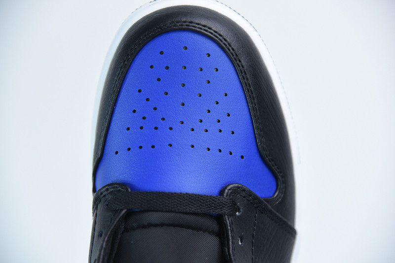 air jordan 1 mid “hyper royal” 554724-077
