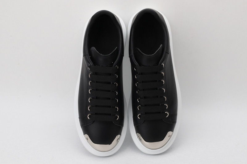 alexer mceen sneakers