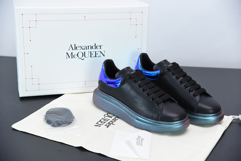 alexer mceen sneakers