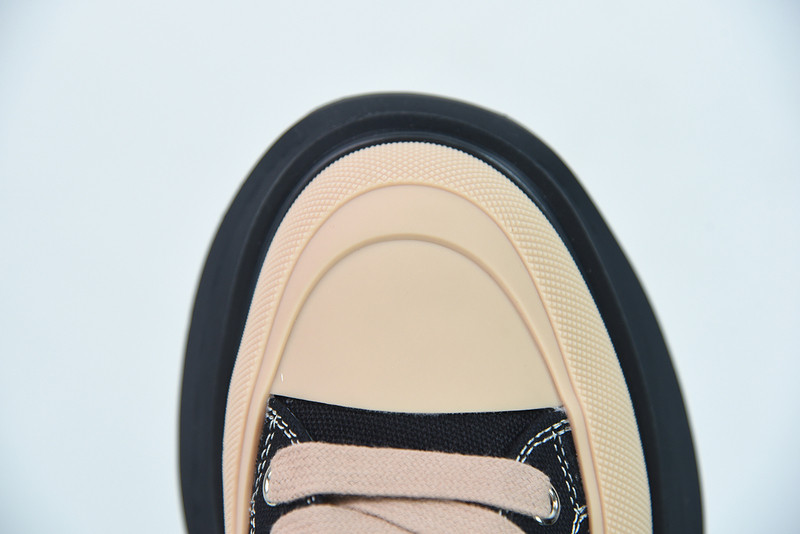 alexer mceen sneakers