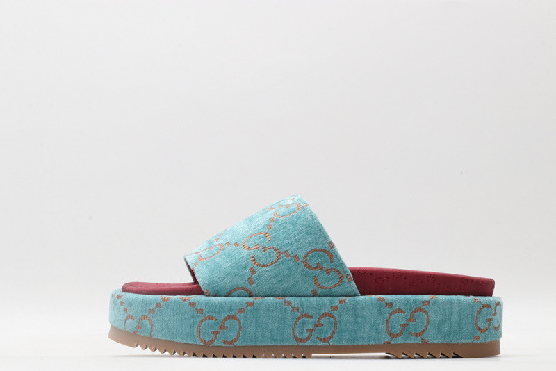 g*u*i sandals