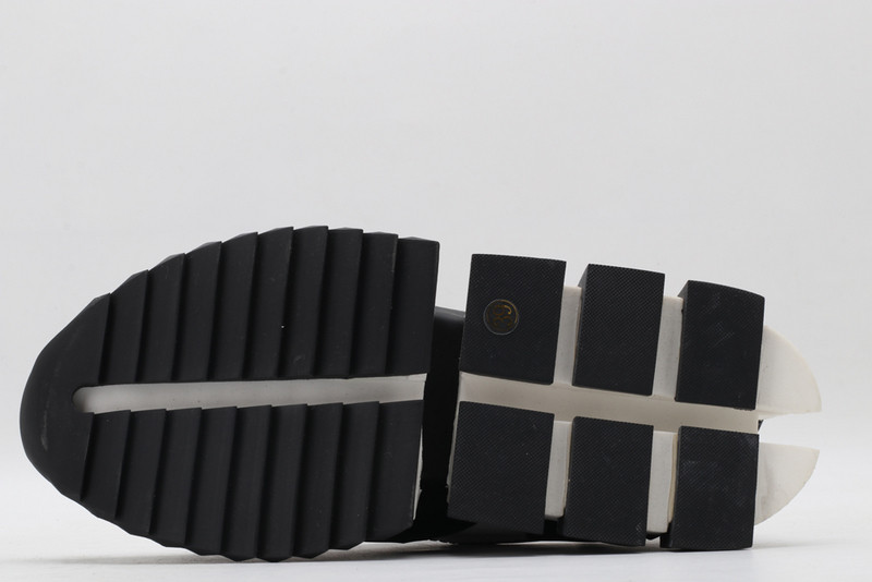 dg sneaker