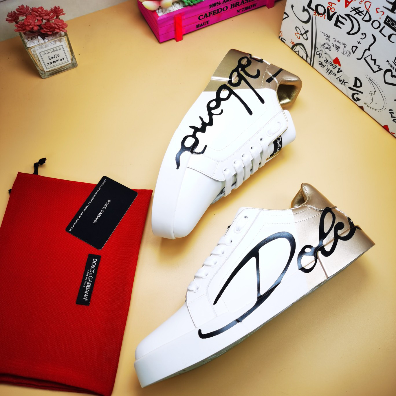 DG SNEAKER