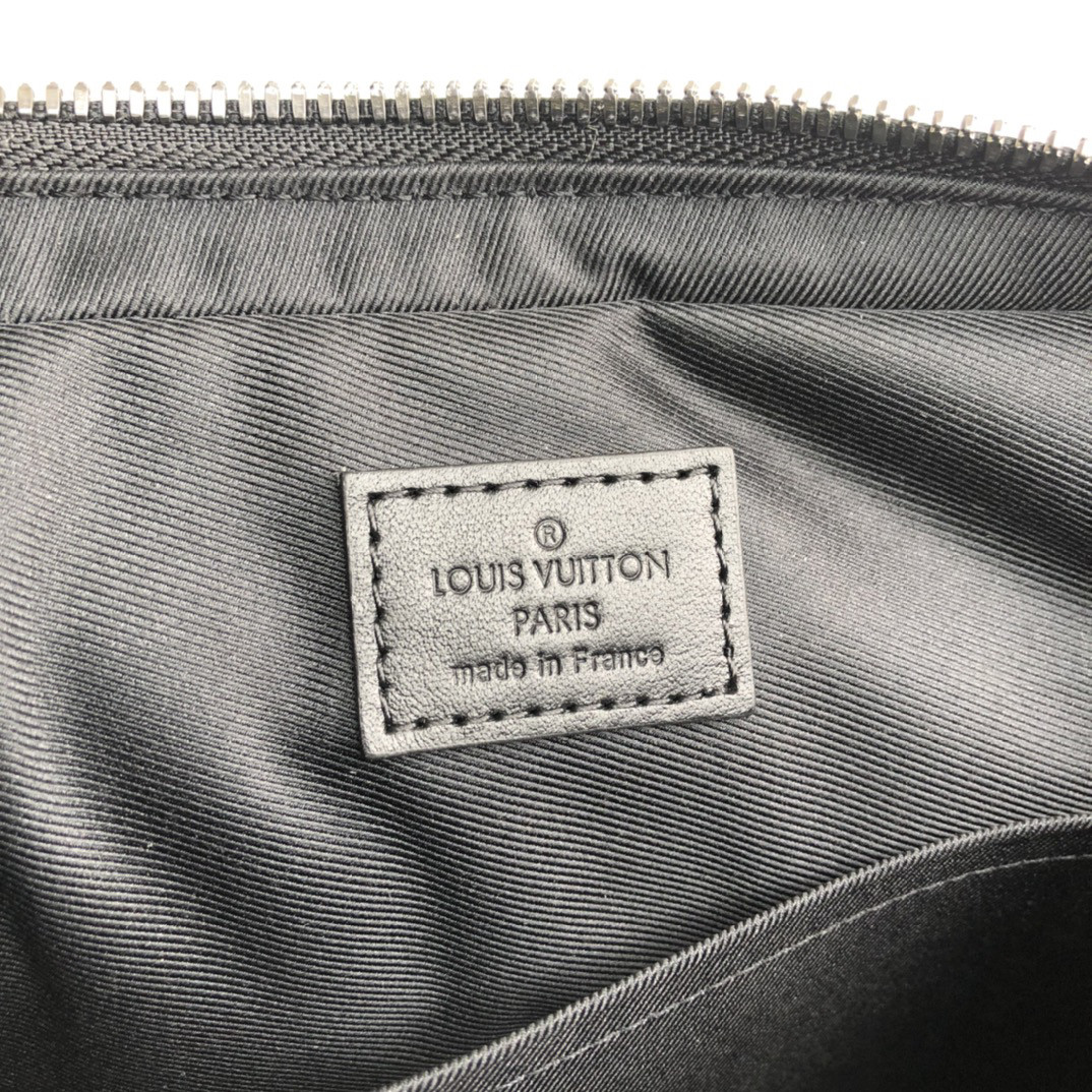 LVT PURSE