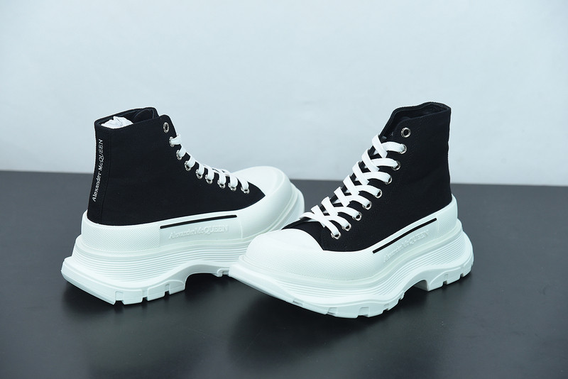 alexer mceen sneakers