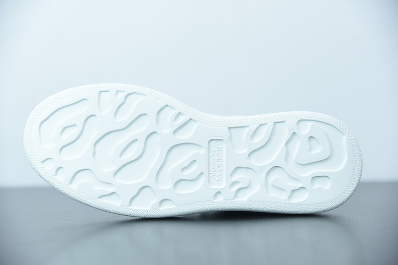 alexer mceen sneakers