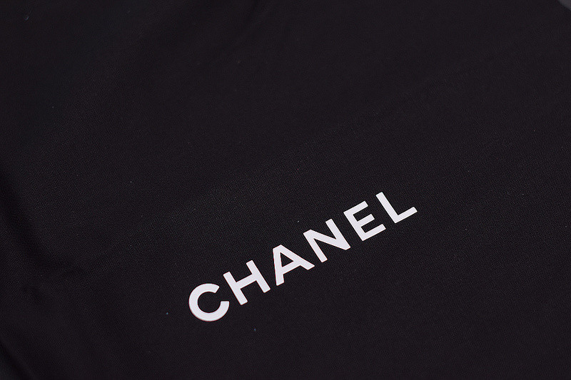 Ch*el sneaker