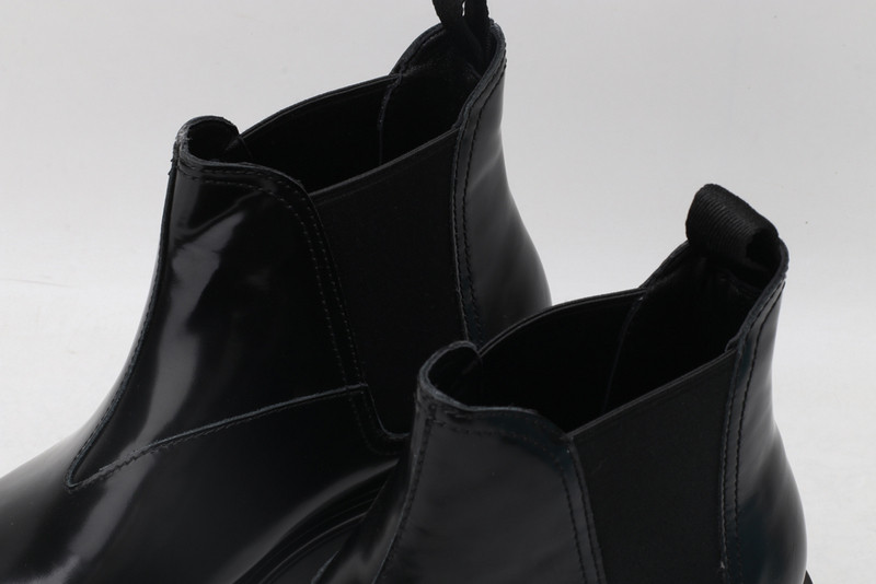 pr sneaker