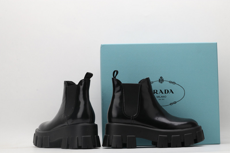 pr sneaker