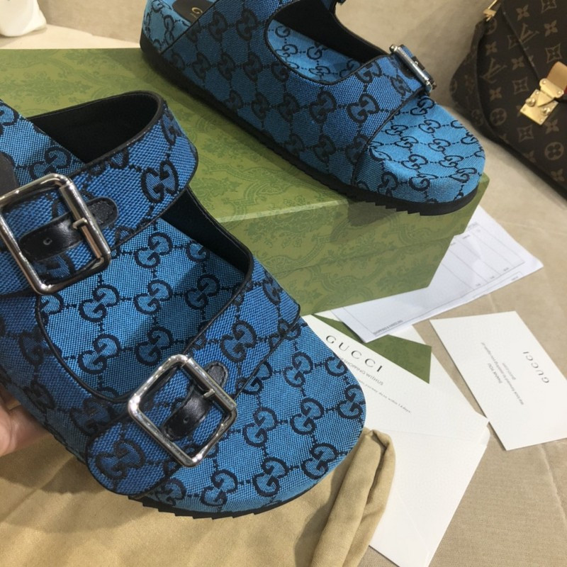 g*u*i sandals
