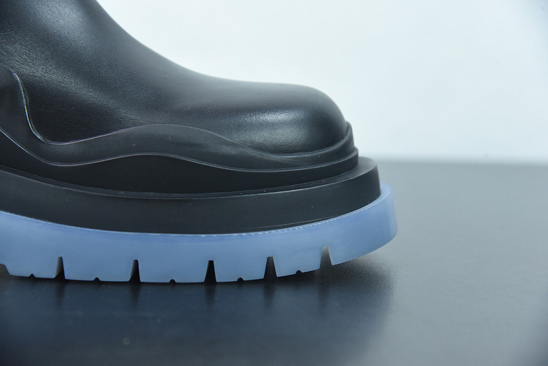 Bo*te*ga ve*ne*ta sneaker