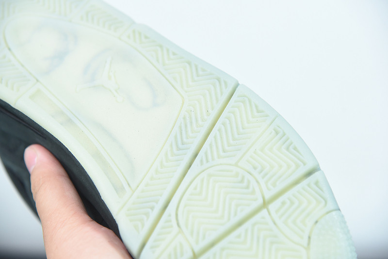 air jordan 4 retro kaws "kaws" 930155-001