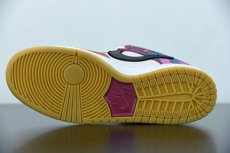 parra x nike sb dunk low pro sb abstract art