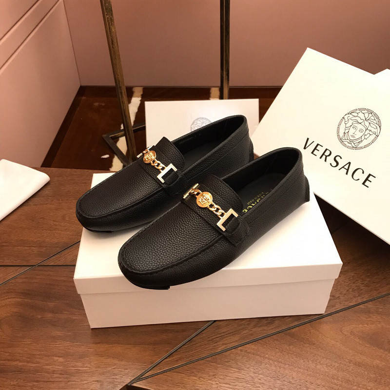 vs sneakers