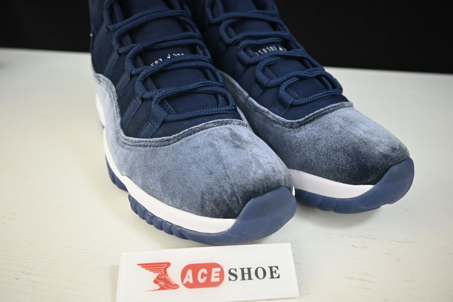 air jordan 11 velvet “midnight navy” ar0715-441