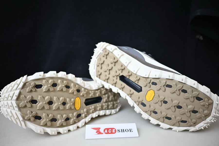 moncler trailgrip gore-tex