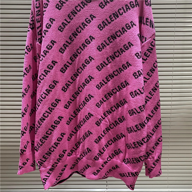 Ba1en*iaga clothes