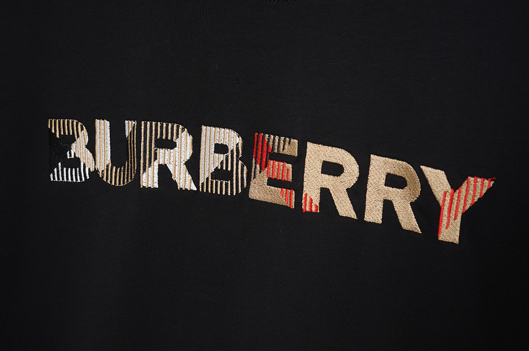 Bv*b*rry Clothes