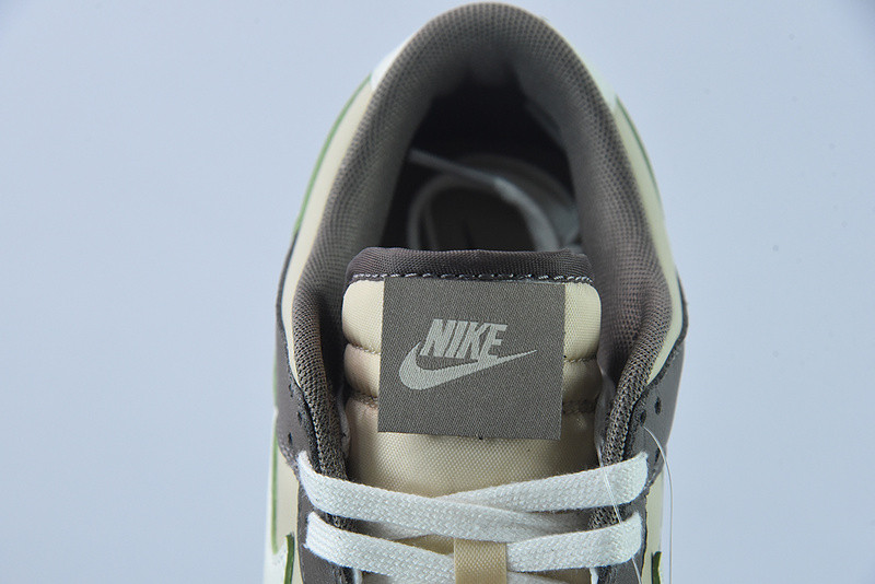 nike sb dunk low"sail olive grey fb4960-21