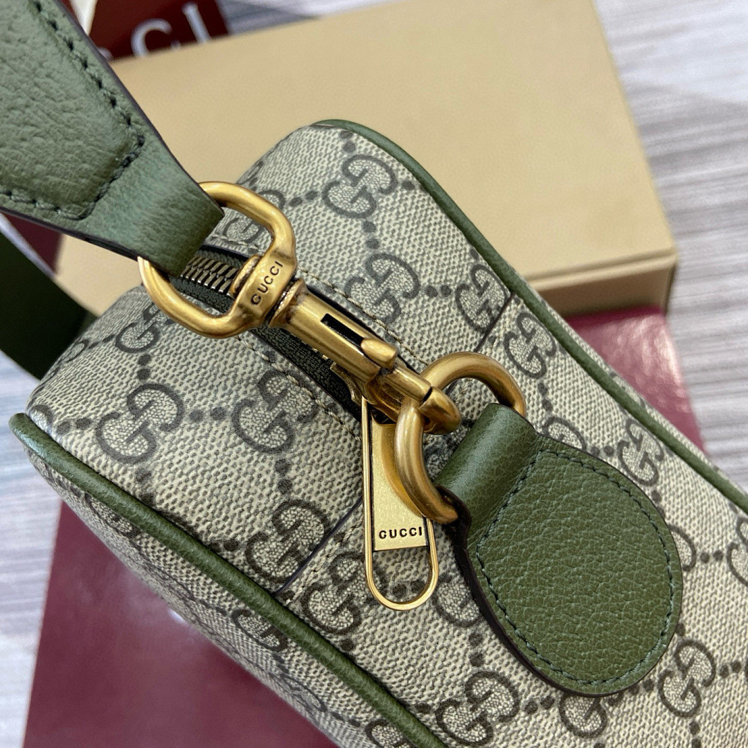 Gvc*1 BAG