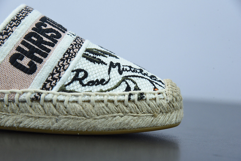 dio* sneaker