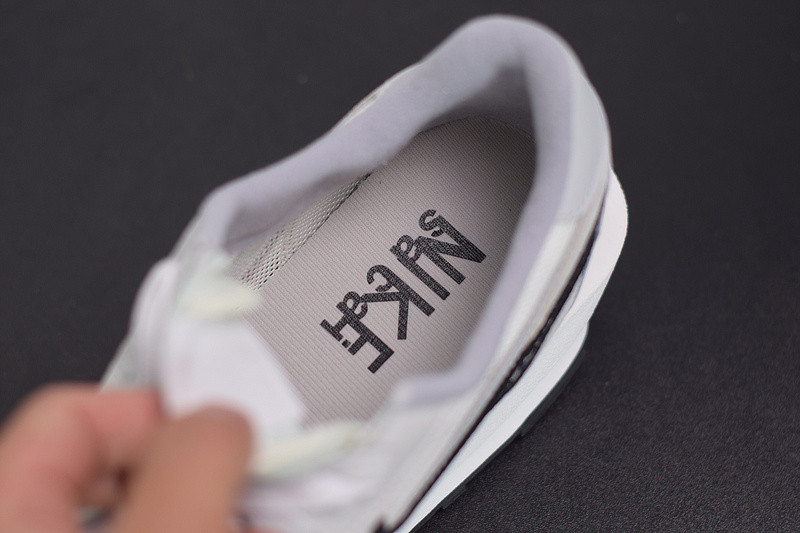 nike x sacai x dio*