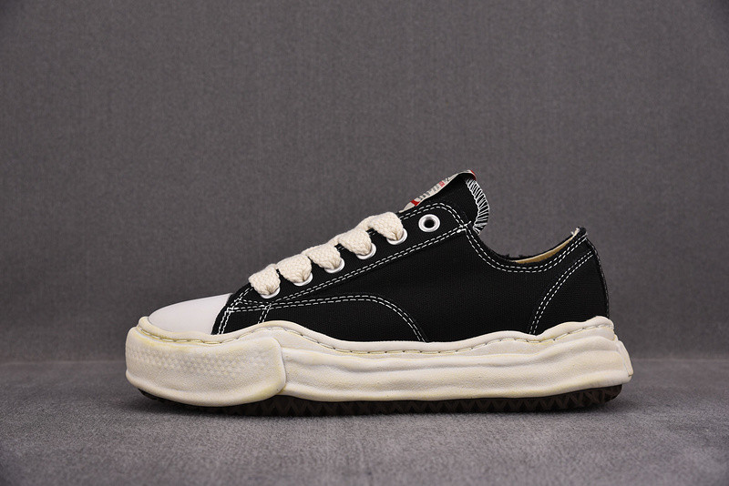 Ma*s*n mihara yasuhiro sneaker