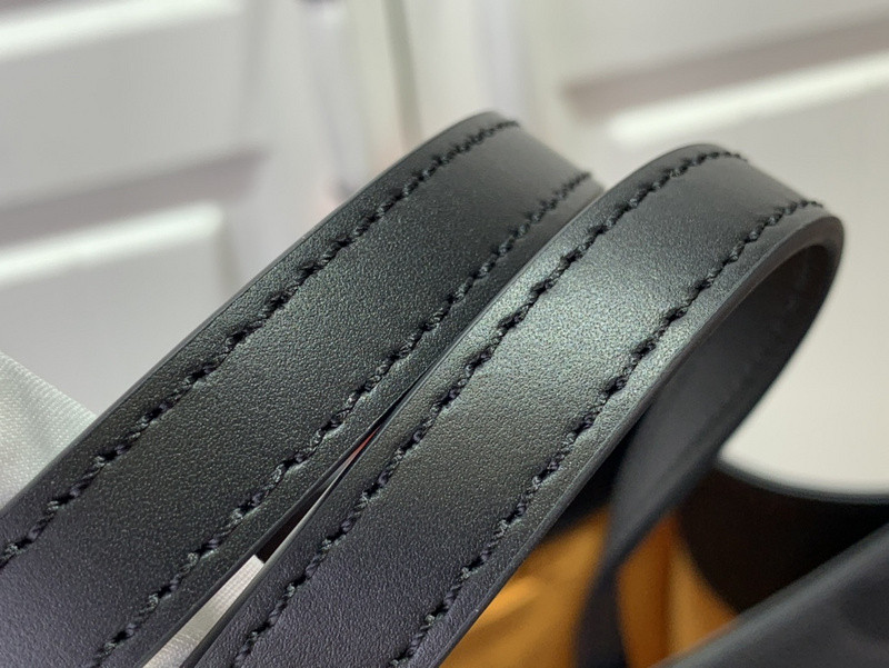 LVT PURSE