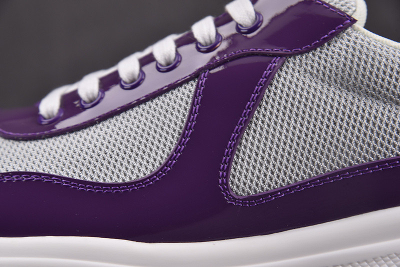 pr sneaker