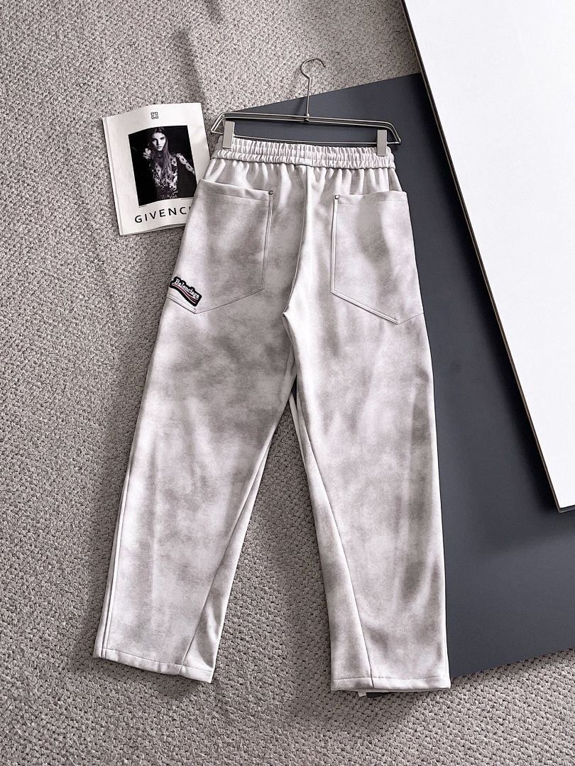 Ba1en*iaga Clothes
