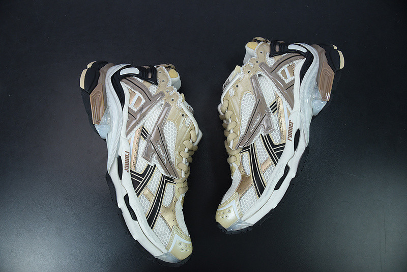 Ba*len*cia*ga runner sneaker