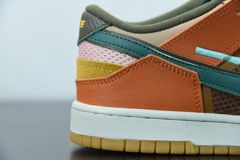 nike sb dunk low scrap