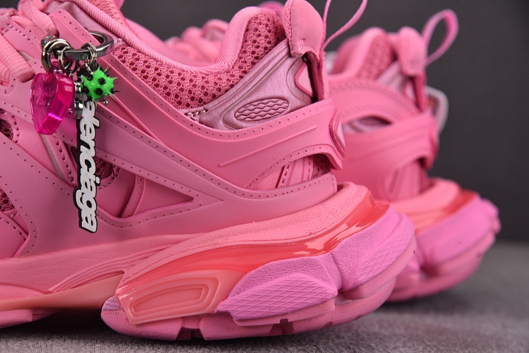 BC TRACK SNEAKER