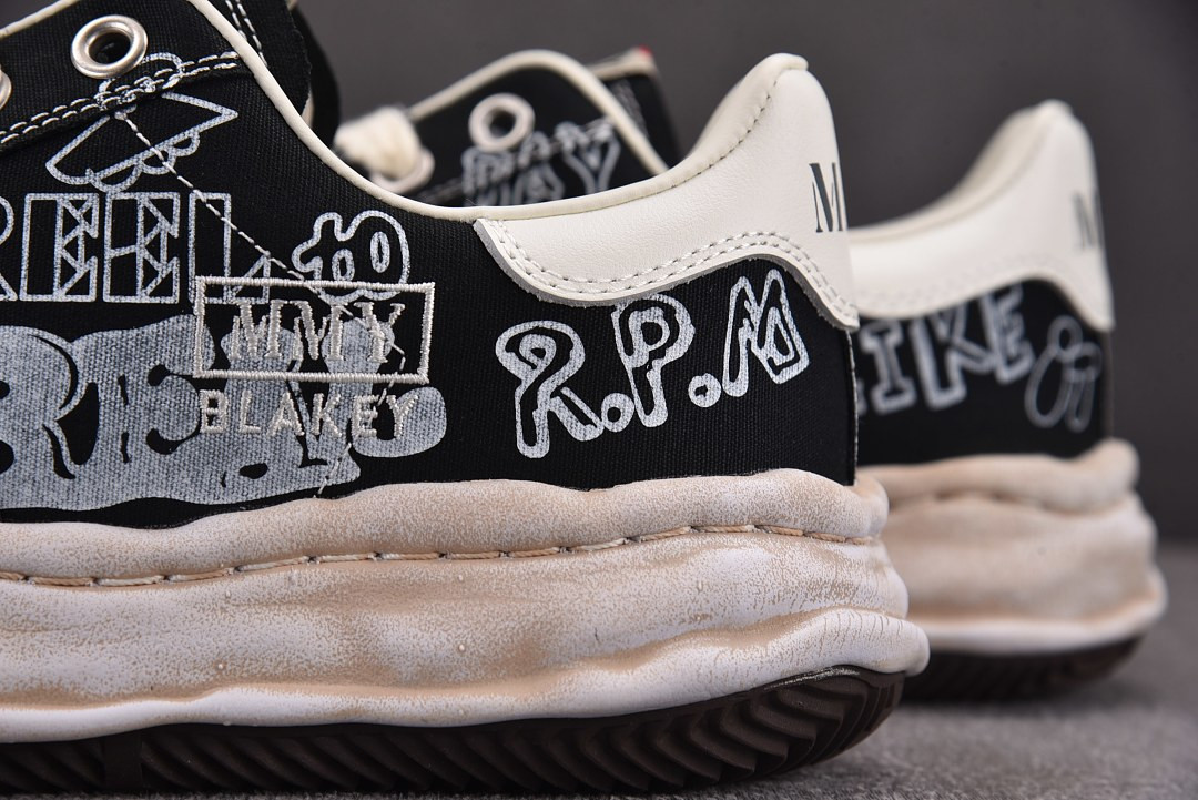 Ma1s0n MIHARA YASUHIRO Sneaker