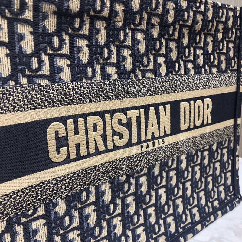 D10r bag