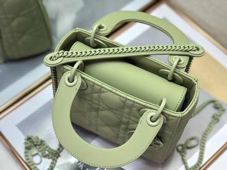 D10r bag