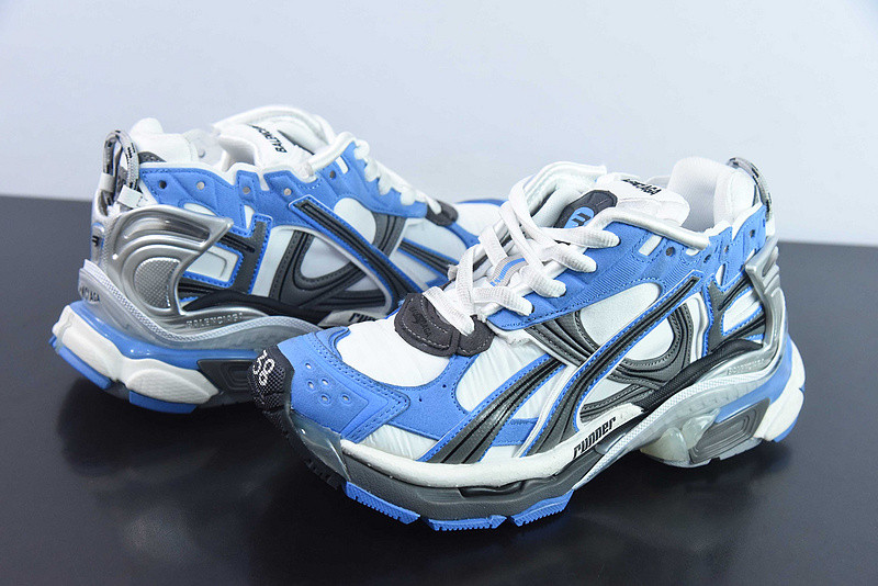 Ba*len*cia*ga runner sneaker
