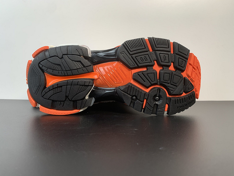 Ba*len*cia*ga runner sneaker