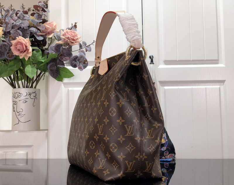 LVT PURSE