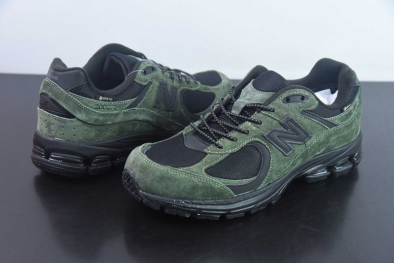 new balance sneaker