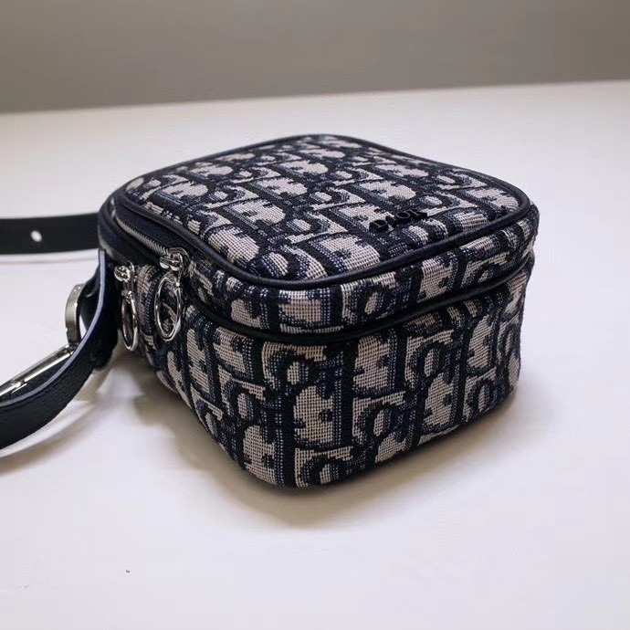 D10r bag