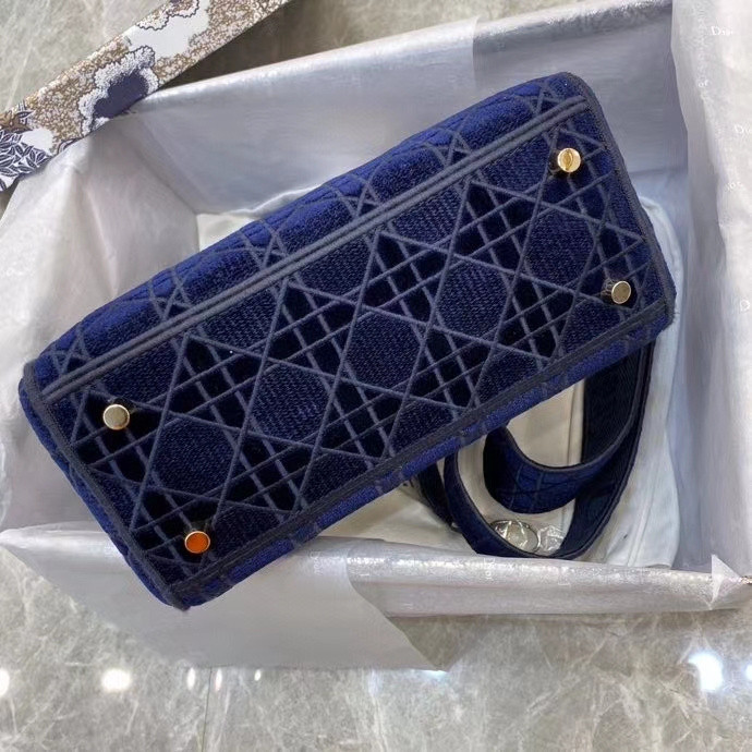 D10r bag