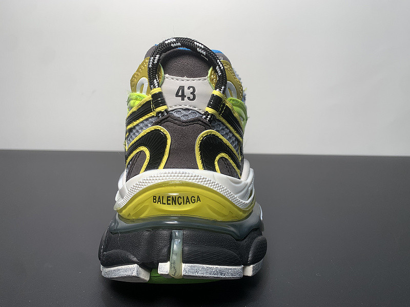 Ba*len*cia*ga runner sneaker