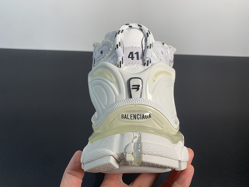 Ba*len*cia*ga runner sneaker