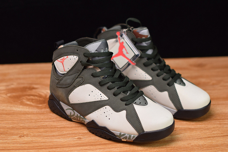 patta x air jordan 7 retro og sp “icicle” at3375-100