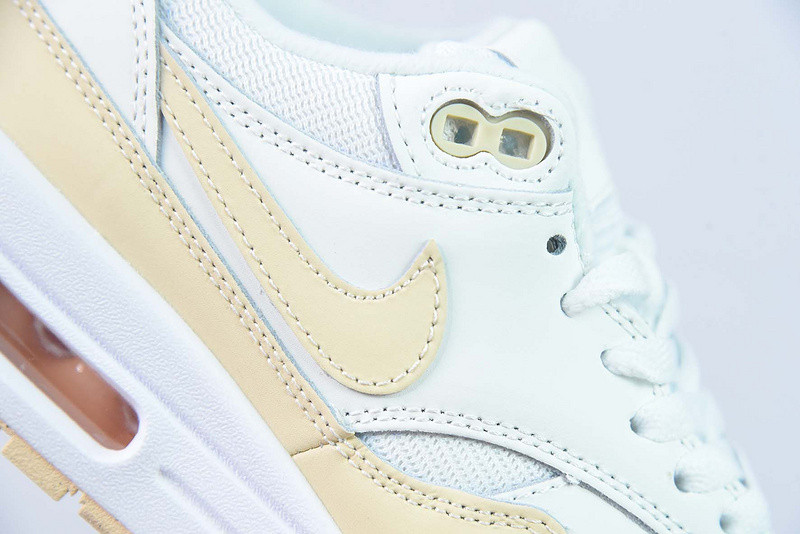 nike air max 1 premium sanddrift (women