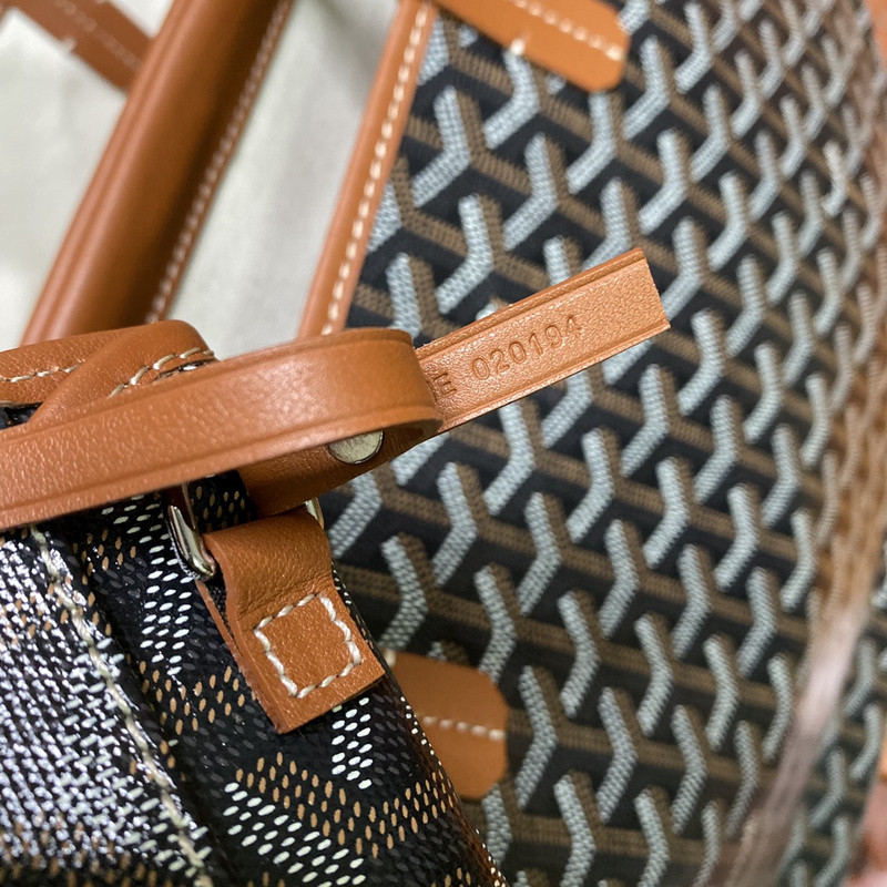 G09ard purse