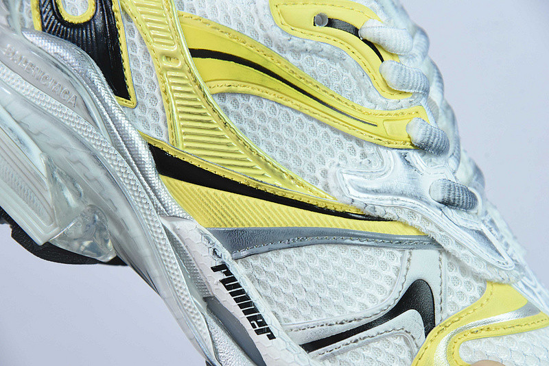 Ba*len*cia*ga runner sneaker