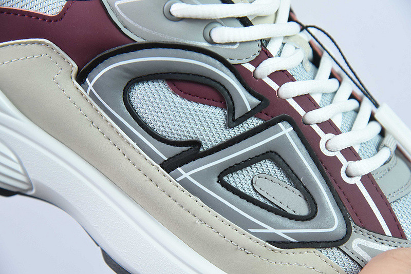 dio* sneaker