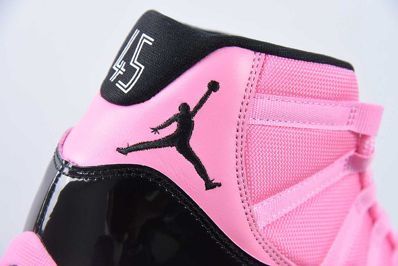 Air Jordan 11 Retro “Pink Black”